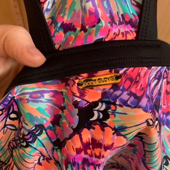 Bodyglove one piece Butterfly Bathingsuit ,high neck zipper back .small - Picture 9 of 14